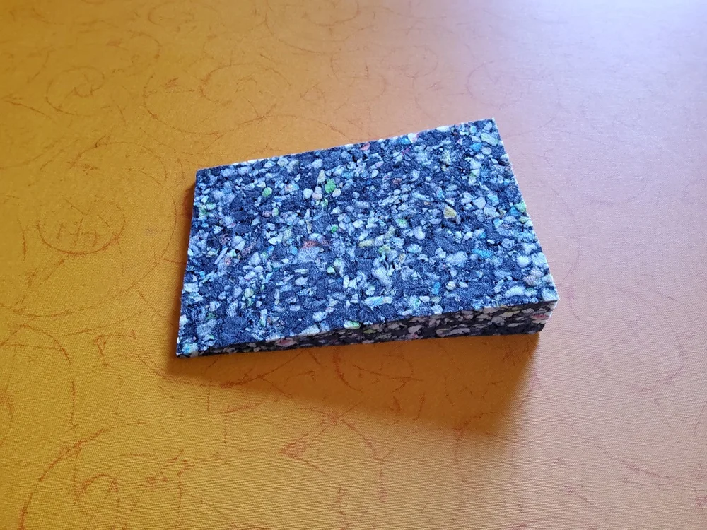 Therapiekeil aus Hartschaum · 12 cm